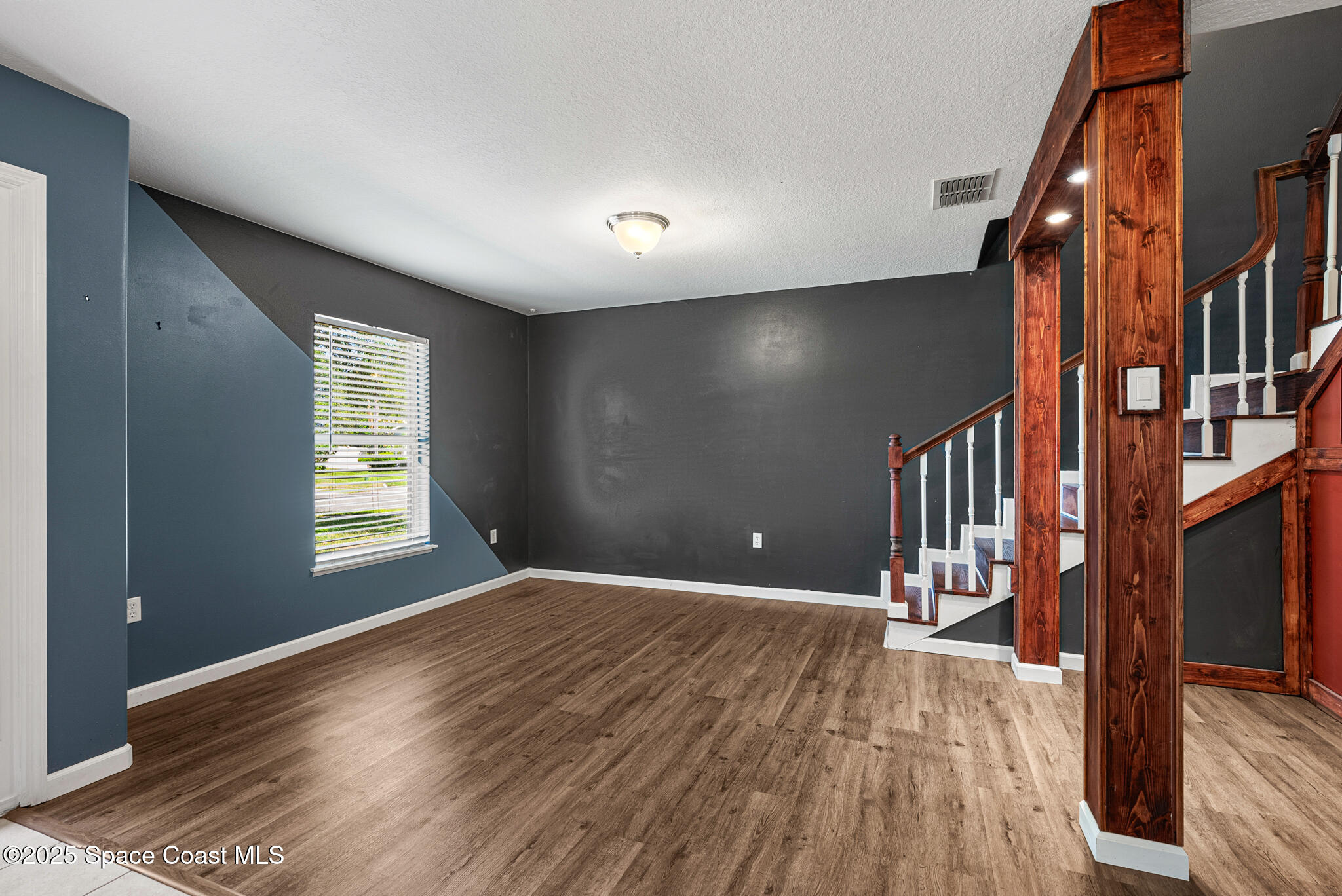 1701 Brookshire Circle Melbourne, FL 32904 - Photo 5 of 60 20250428 1701 Brookshire Cir West Melbou