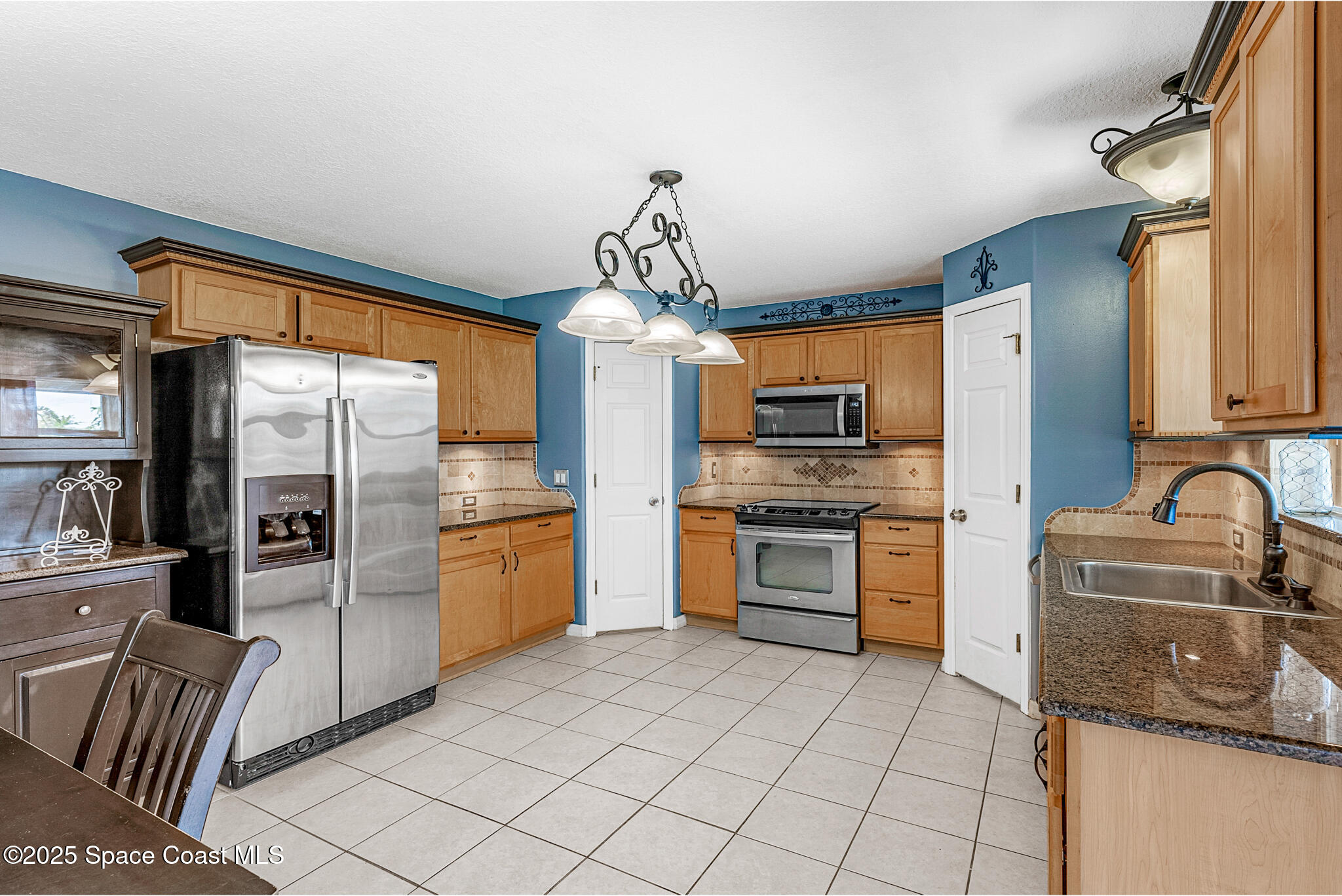 1701 Brookshire Circle Melbourne, FL 32904 - Photo 7 of 60 20250428 1701 Brookshire Cir West Melbou