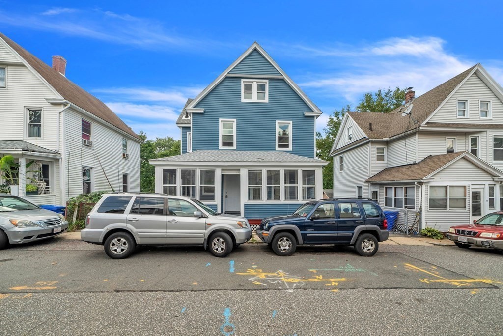 20 Hunt Street Springfield, MA 01108 - Photo 1 of 23