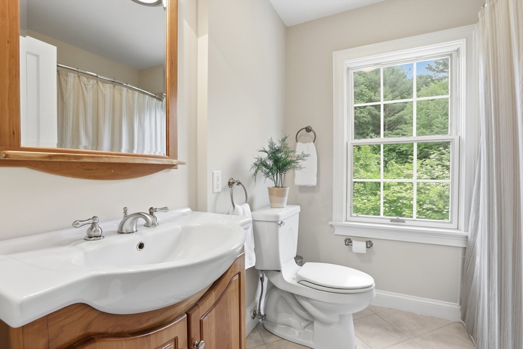 106 Concord Road Bedford, MA 01730 - Photo 26 of 38