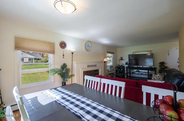 $283,000 | 16 Richland Drive, Glenville, NY 12302