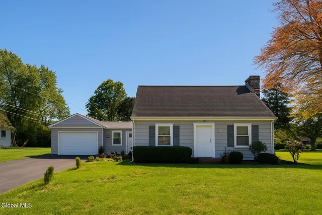 $282,000 | 16 Richland Drive, Glenville, NY 12302