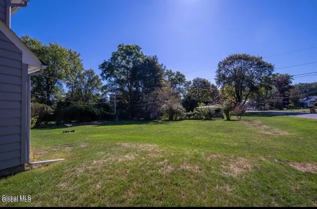 $282,000 | 16 Richland Drive, Glenville, NY 12302