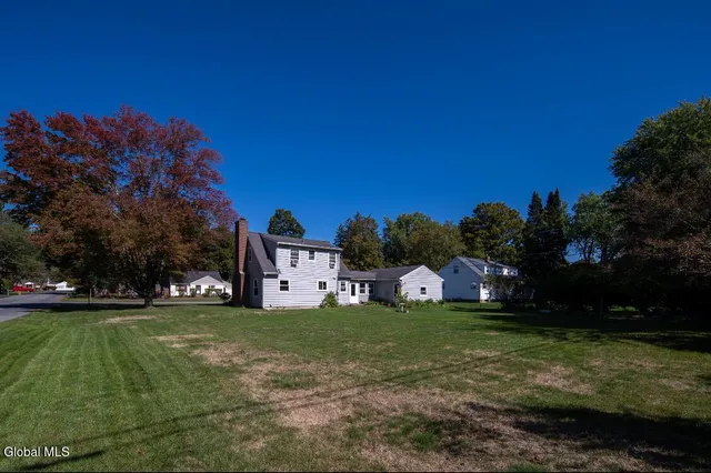 $283,000 | 16 Richland Drive, Glenville, NY 12302