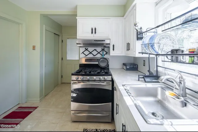 $283,000 | 16 Richland Drive, Glenville, NY 12302