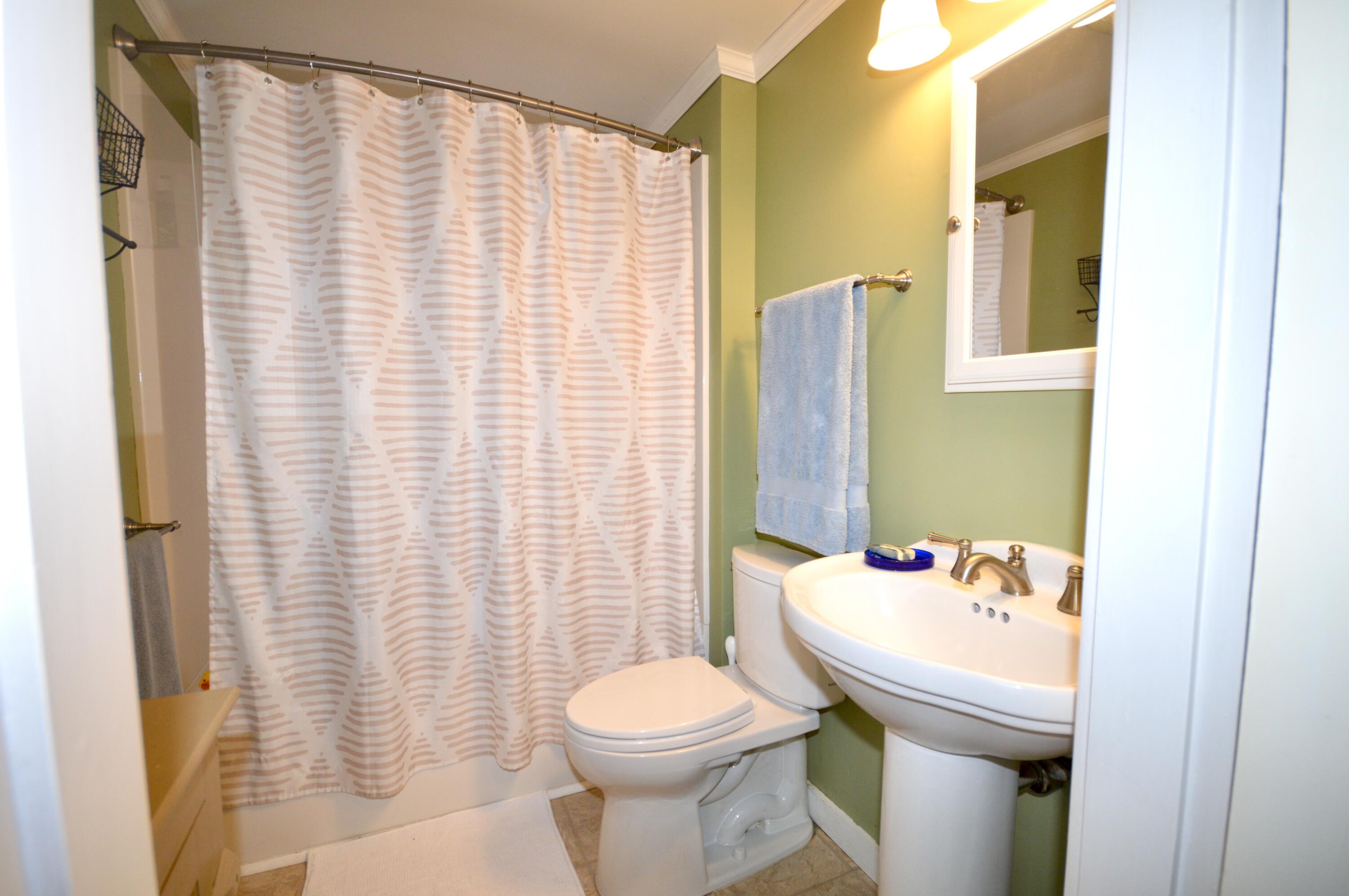 1034 Olive Street Bangor, ME 04401 - Photo 37 of 53 DSC_0091