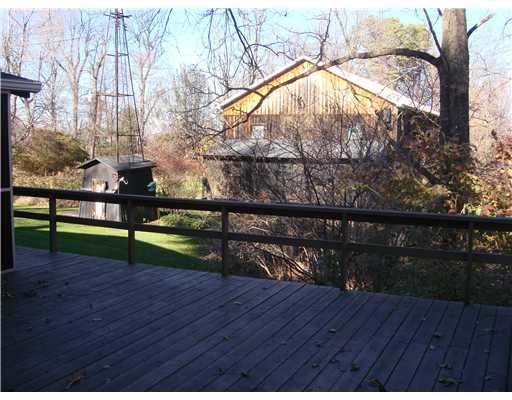 421 Ridge Road Valencia, PA 16059 - Photo 13 of 18 Patio/Deck. Back Deck
