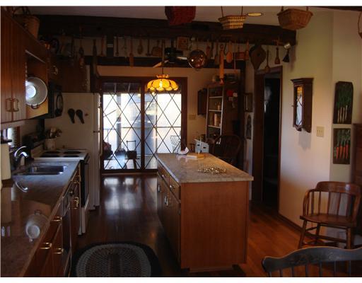 421 Ridge Road Valencia, PA 16059 - Photo 7 of 18 Kitchen. Screened in porch directly off Kitchen