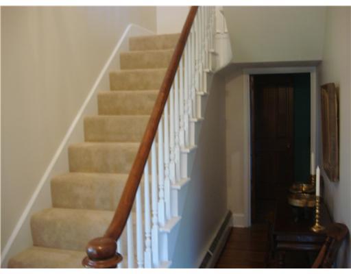 421 Ridge Road Valencia, PA 16059 - Photo 9 of 18 Entry/Foyer.
