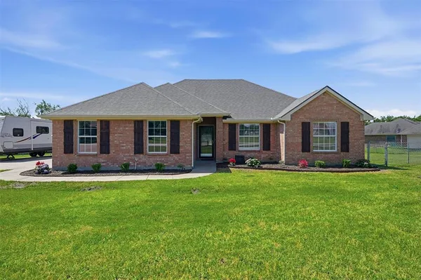 $375,000 | 102 Brittany Drive, Fate, TX 75189