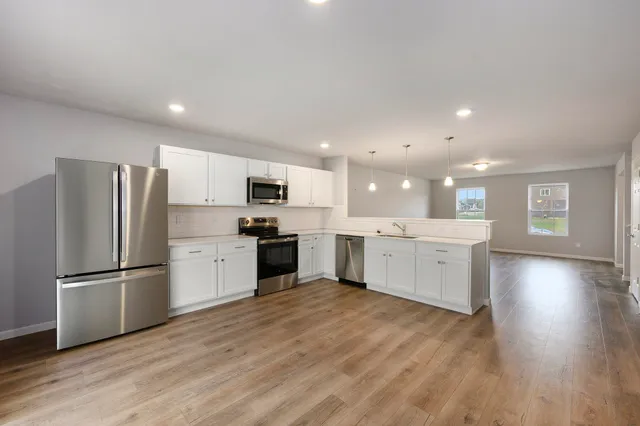 $329,900 | 25245 Vargas, Mattawan, MI 49071