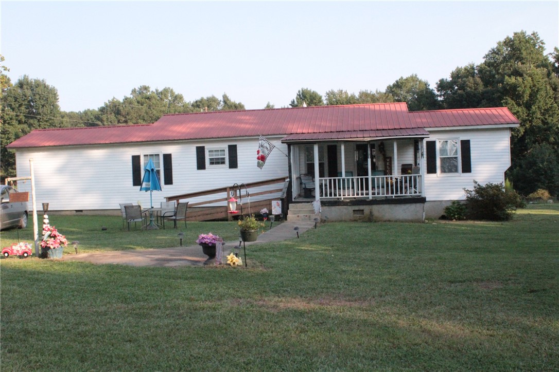 112 Murphy Hill Road Belton, SC 29627 - Photo 1 of 20