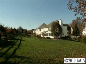 16801 Laureate Road Huntersville, NC 28078 - Photo 3 of 8 Gallery Image 3