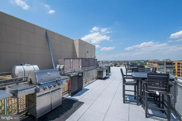 $2,750 | 555 Massachusetts Avenue Northwest, Unit 917, Washington, DC 20001