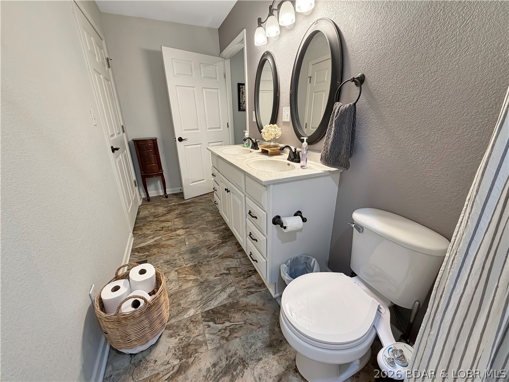 28251 Shore Road Warsaw, MO 65355 - Photo 26 of 51 Gallery Image 26