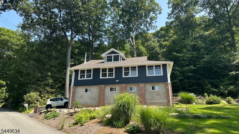 20 Mt Crest Road Oak Ridge, NJ 07438 - Photo 1 of 39 Gallery Image 1