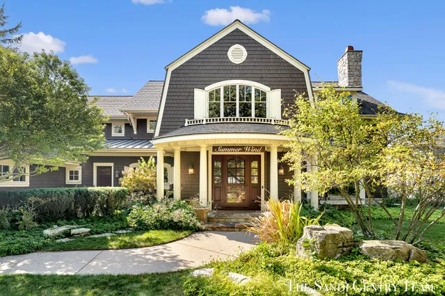 $5,995,900 | 19201 North Shore Drive, Spring Lake, MI 49456
