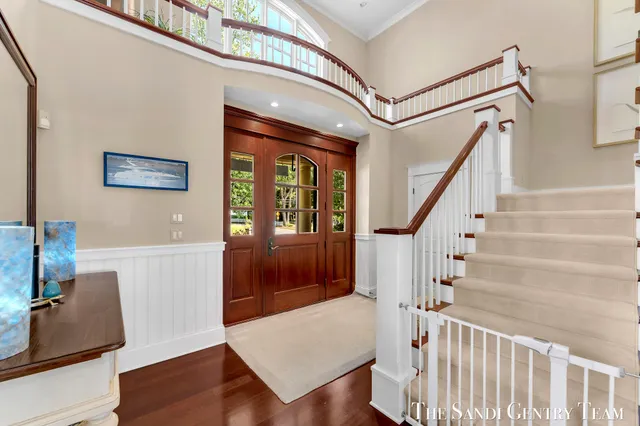 $5,995,900 | 19201 North Shore Drive, Spring Lake, MI 49456