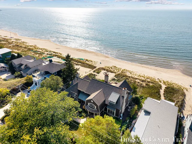 $5,995,900 | 19201 North Shore Drive, Spring Lake, MI 49456