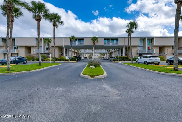 $350,000 | 901 Ocean Boulevard, Unit 92, Atlantic Beach, FL 32233