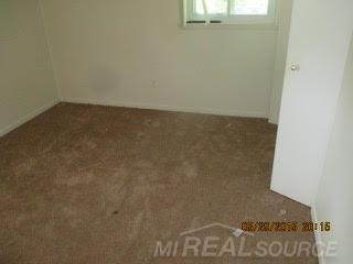 32022 Kelly Road Roseville, MI 48066 - Photo 5 of 9