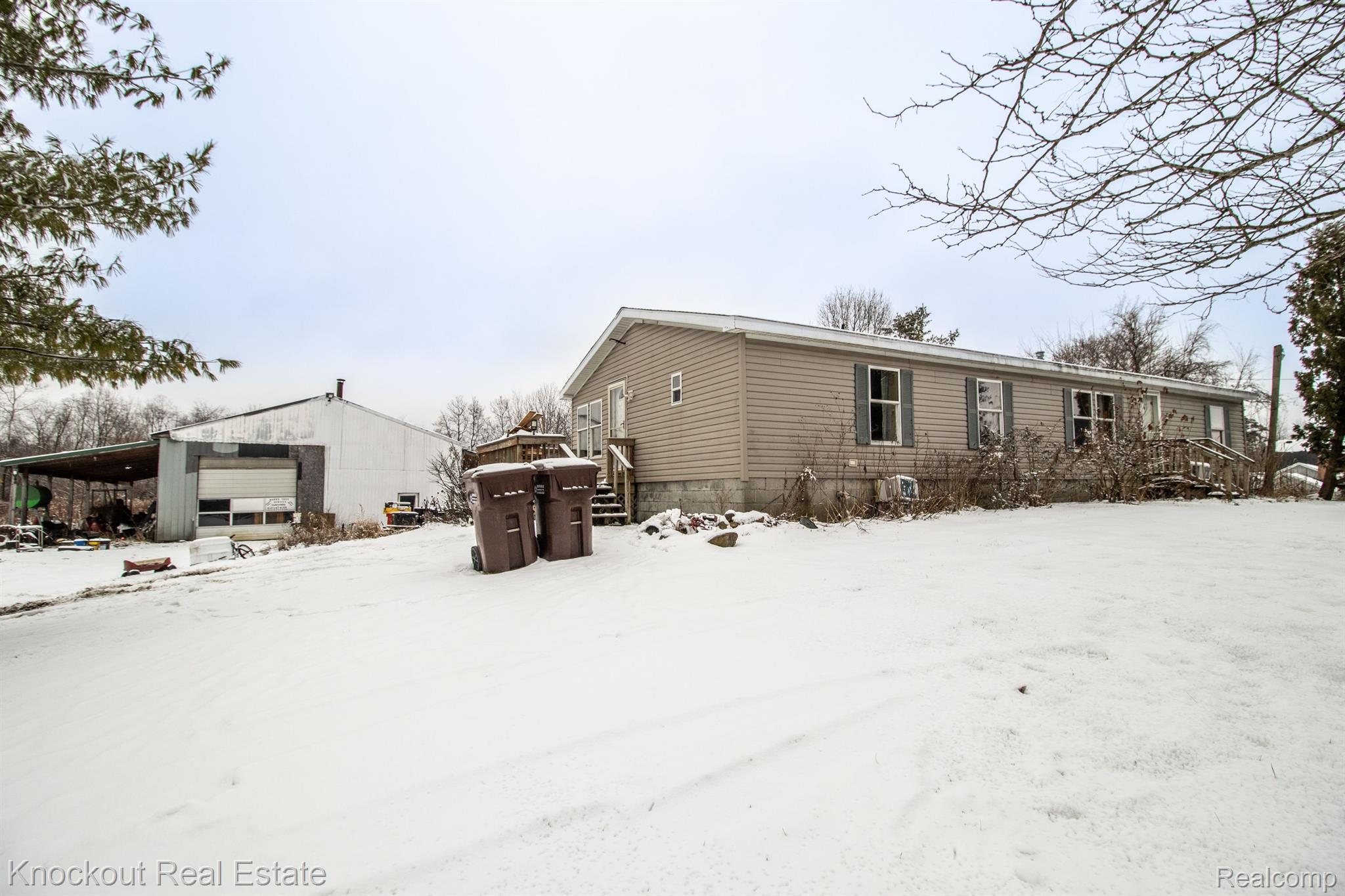 10040 North Nichols Road Montrose, MI 48457 - Photo 32 of 36 Gallery Image 32