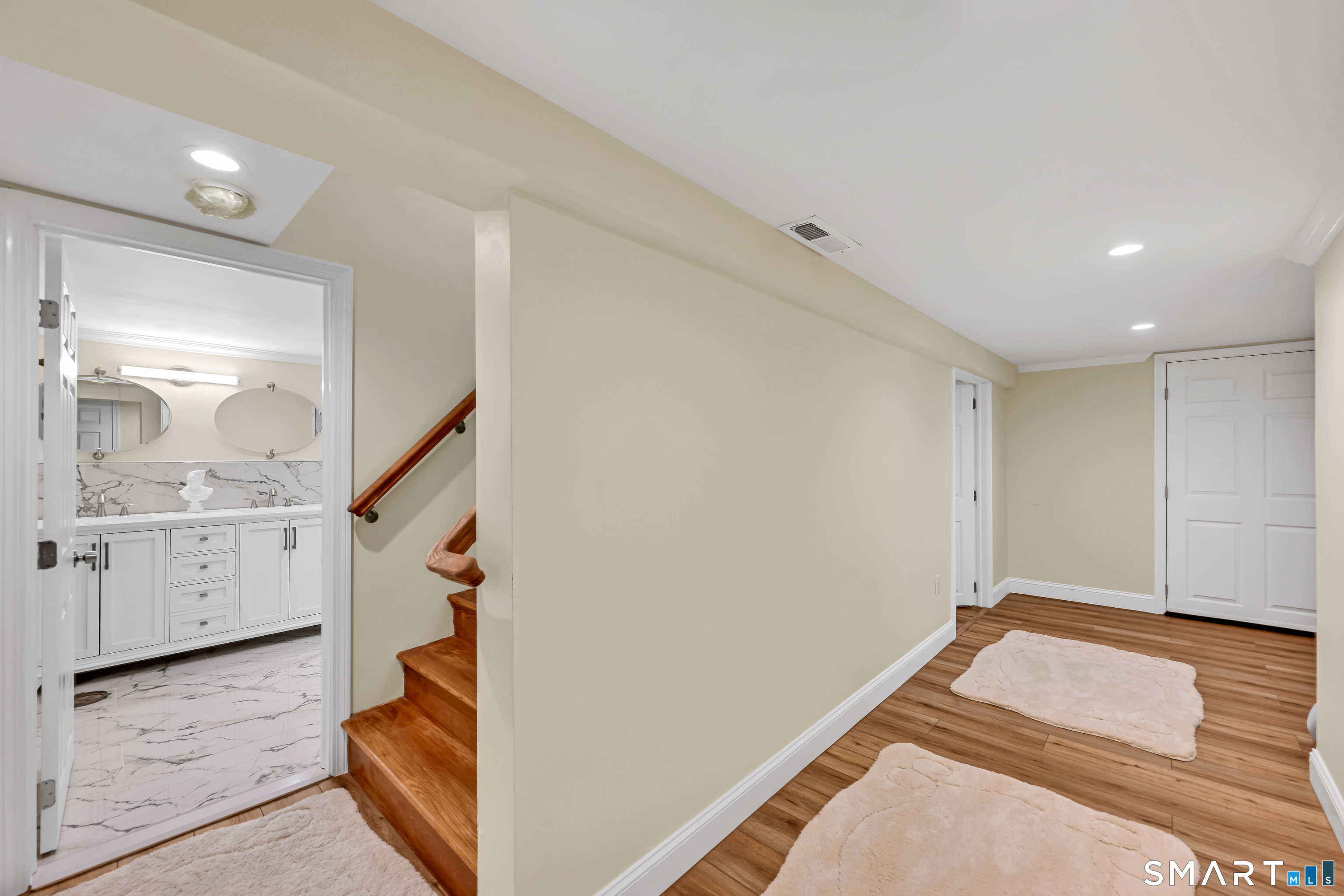222 Hamilton Street Meriden, CT 06451 - Photo 21 of 33