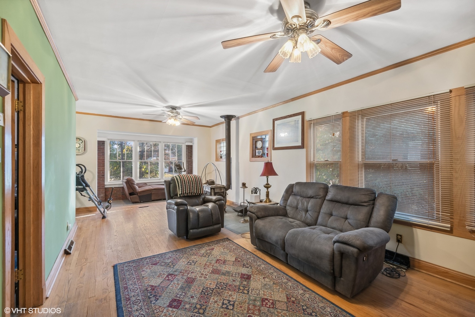 30 Northgate Road Riverside, IL 60546 - Photo 6 of 20 a living room with furniture and a large window
