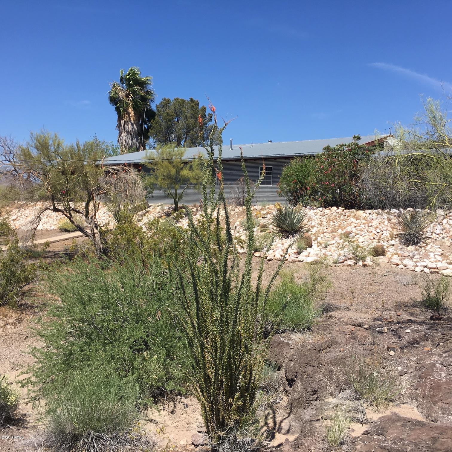 14895 East Page Road Yucca, AZ 86438 - Photo 4 of 48 04