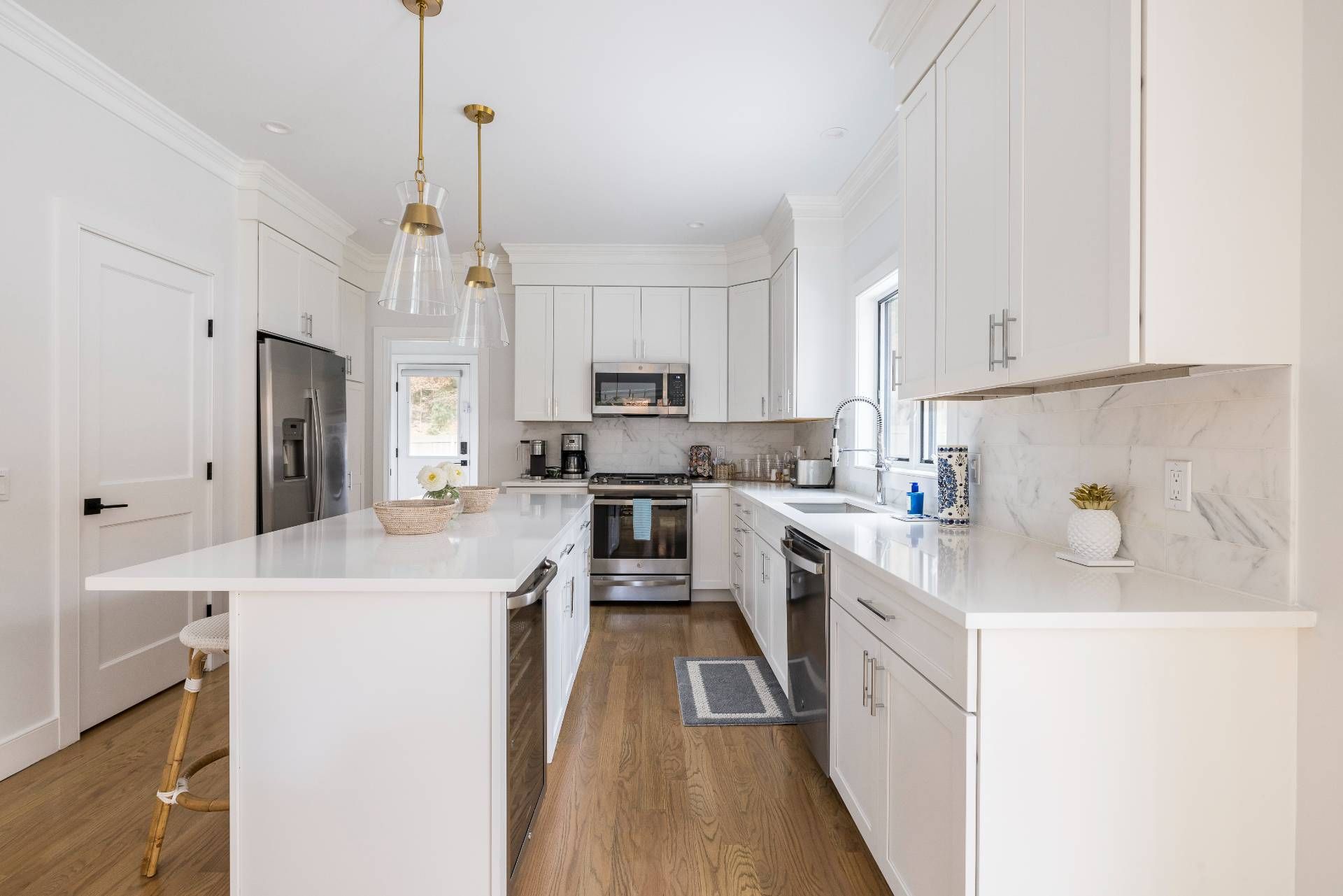 4 Camberly Road East Hampton, NY 11937 - Photo 9 of 19