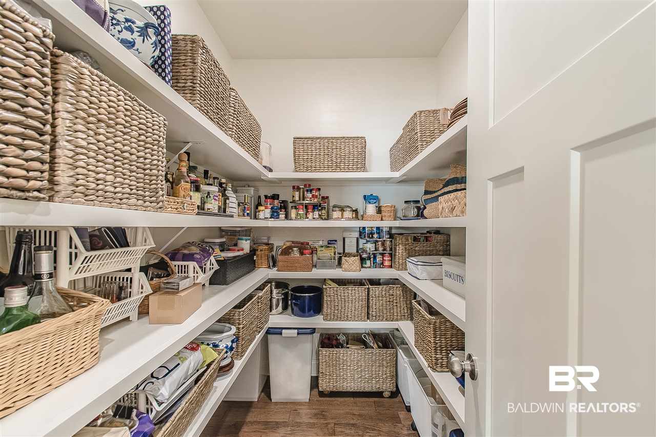 252 Hawthorne Circle Fairhope, AL 36532 - Photo 12 of 46 Walk in Pantry