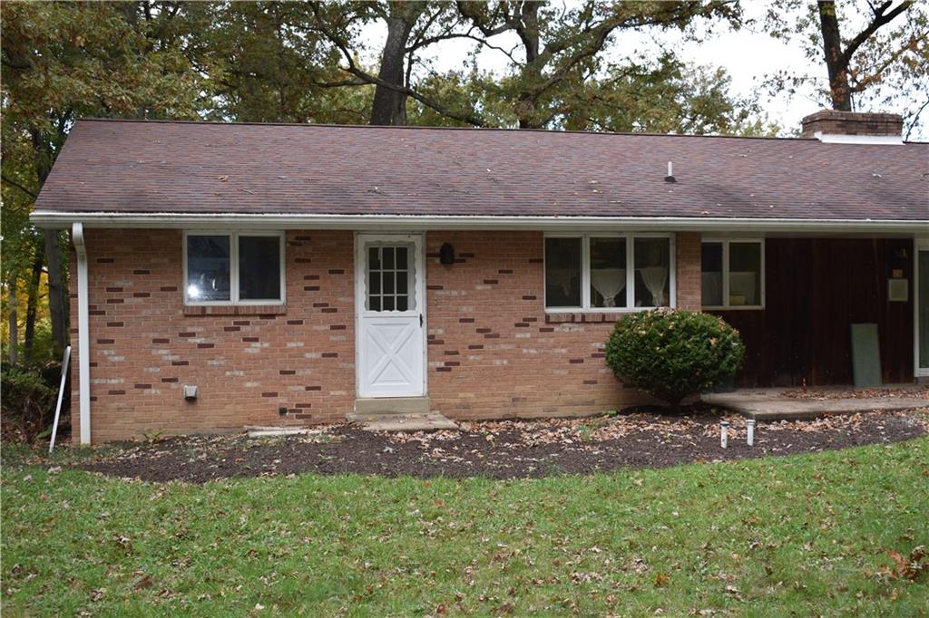228 Harbison Road Sarver, PA 16055 - Photo 15 of 25 Mud room and window to kitchen area