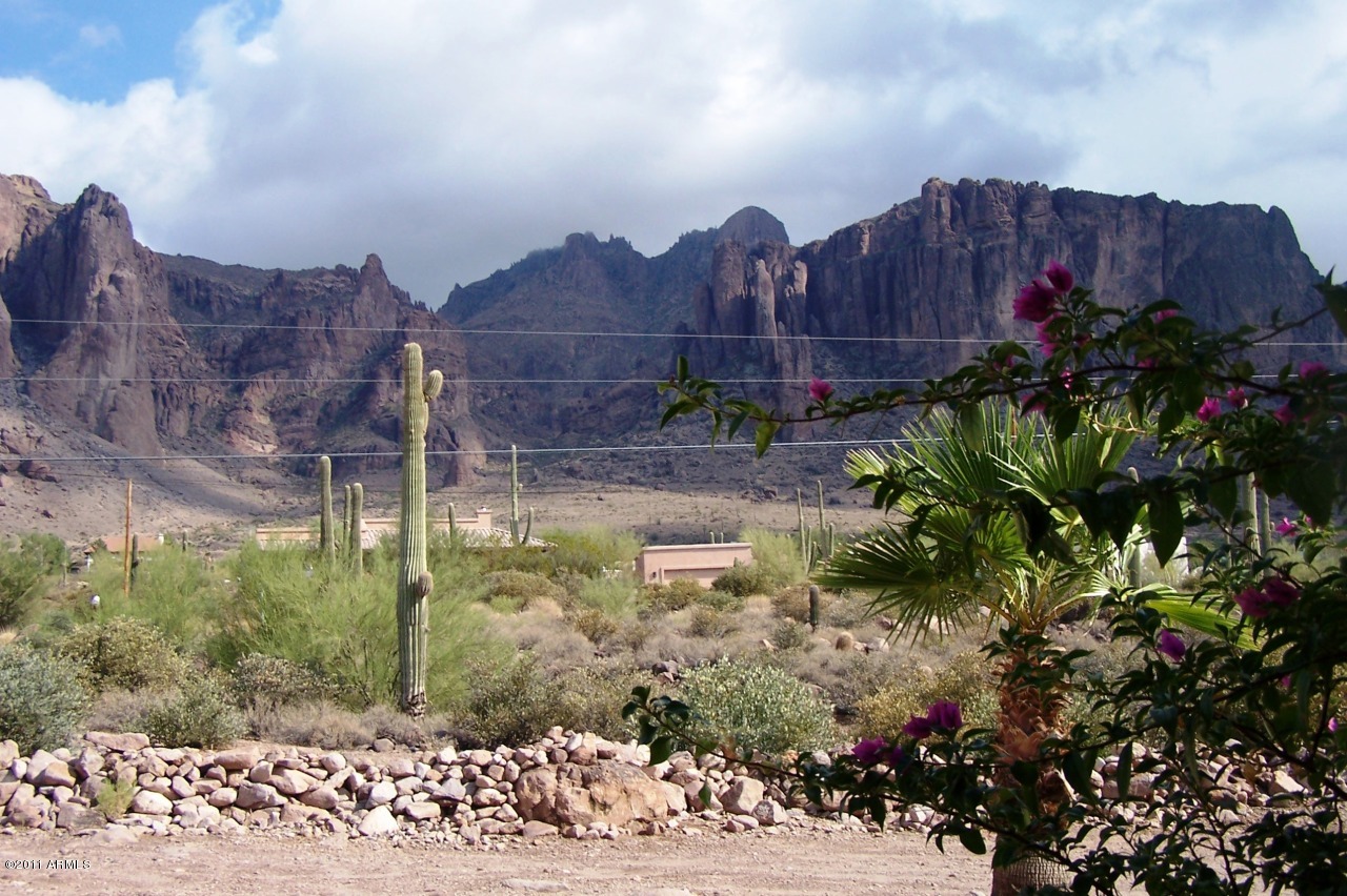 3312 North Prospectors Road Apache Junction, AZ 85119 - Photo 17 of 19 Views