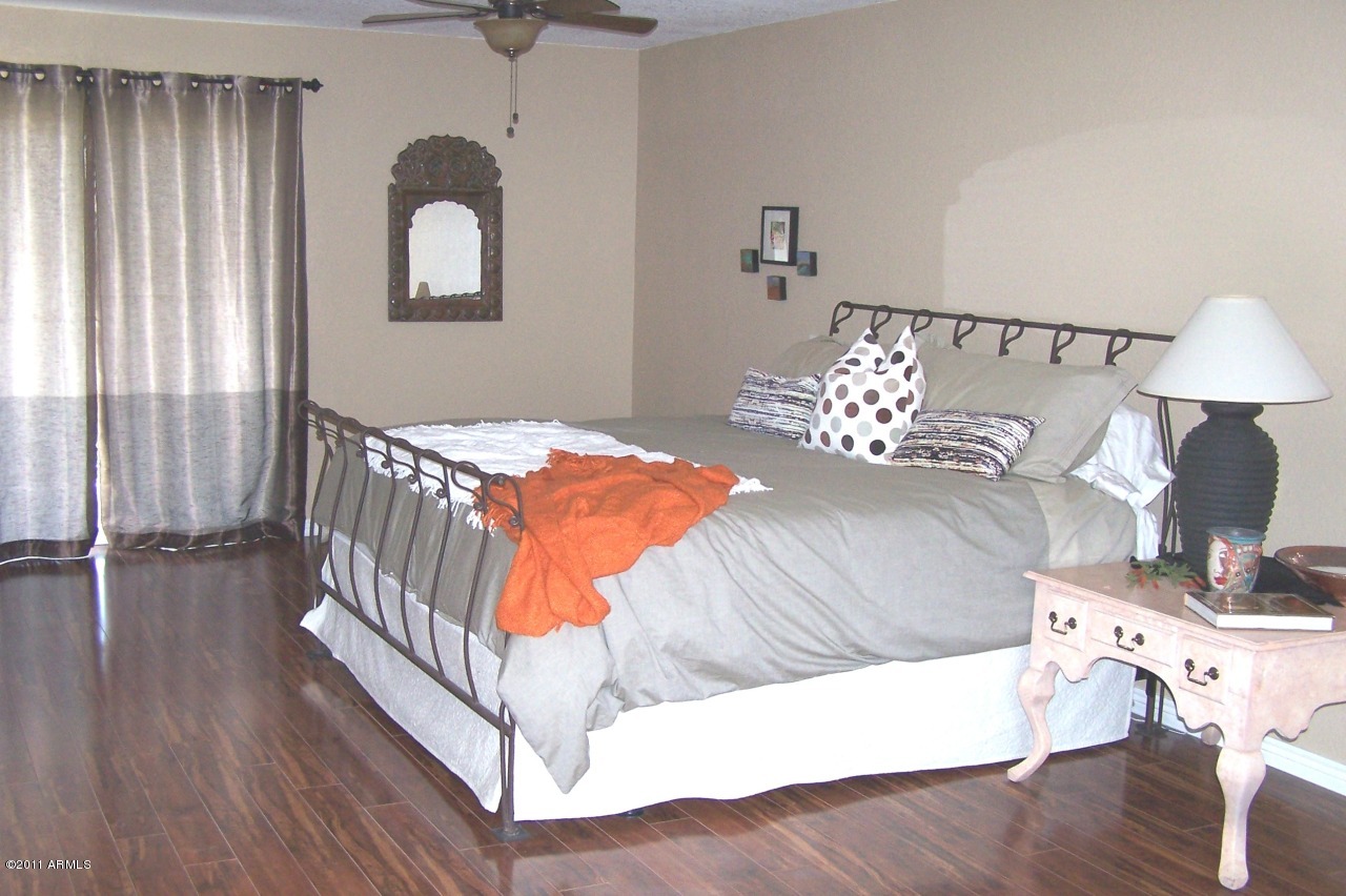 3312 North Prospectors Road Apache Junction, AZ 85119 - Photo 7 of 19 Master Retreat