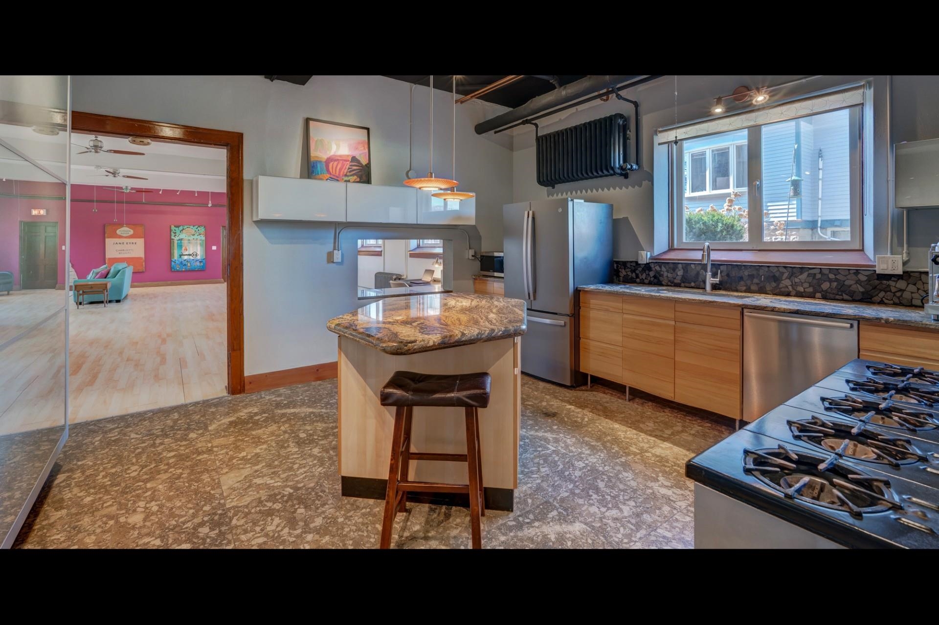 422 West Madison Street Waterloo, WI 53594 - Photo 3 of 32