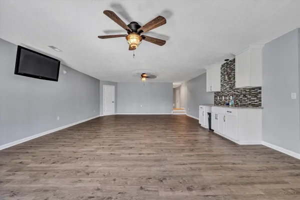 $499,950 | 175 White Deer Trail, New Castle, VA 24127