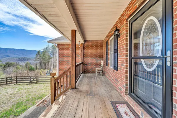 $499,950 | 175 White Deer Trail, New Castle, VA 24127