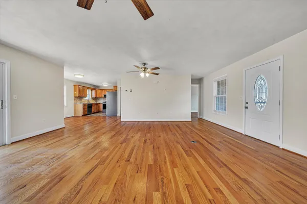 $499,950 | 175 White Deer Trail, New Castle, VA 24127