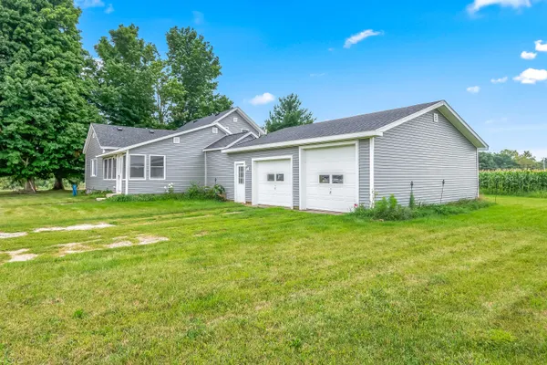 $262,000 | 322 West Chicago Road, Coldwater, MI 49036