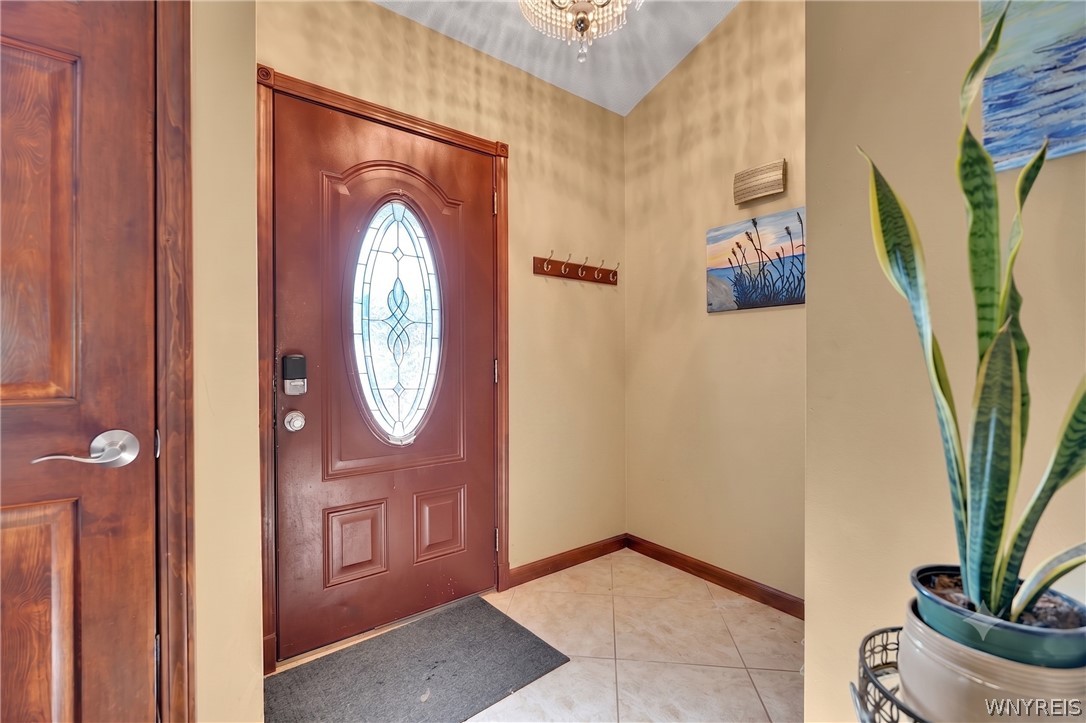 255 Warner Road Lancaster, NY 14086 - Photo 5 of 31
