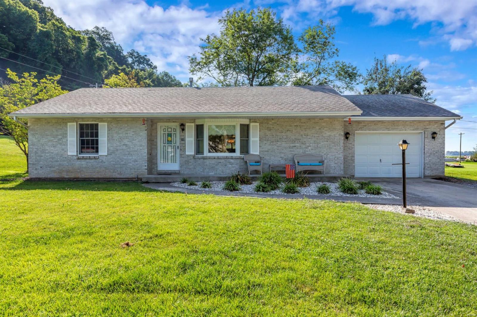 200 Cascade Drive Prairie du Rocher, IL 62277 - Photo 1 of 33 Gallery Image 1