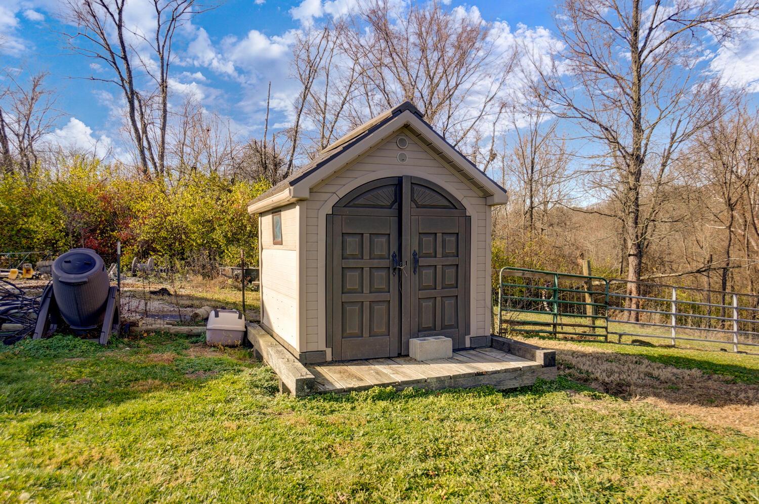 1221 Case Road Delaware, OH 43015 - Photo 61 of 63 50043957-073_web