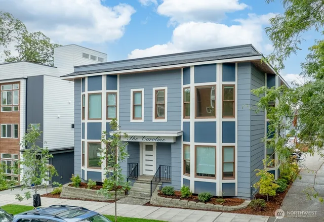 $2,250,000 | 2123 East James Street, Seattle, WA 98122