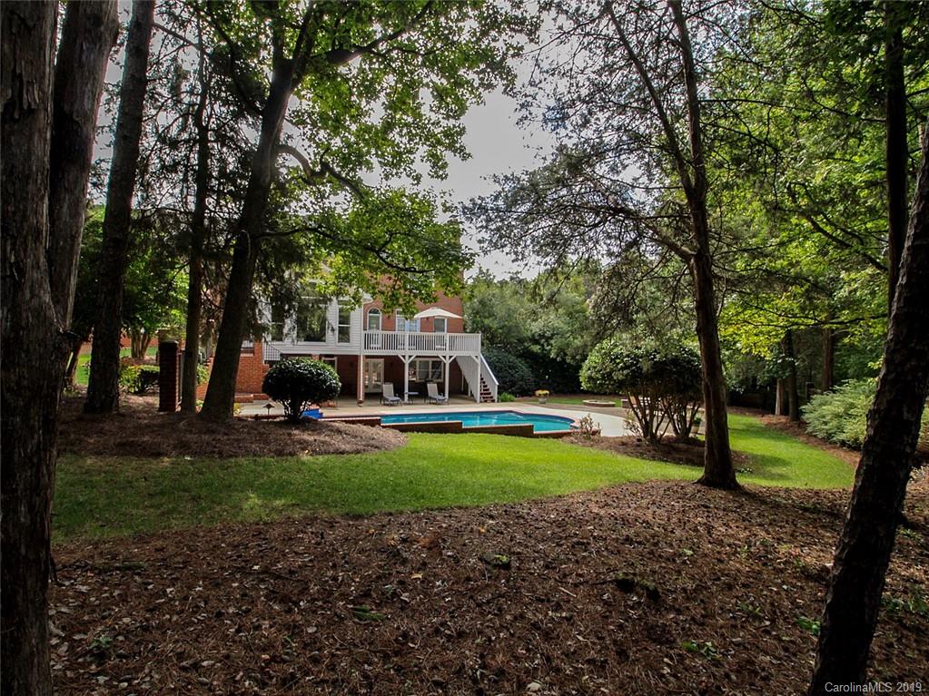 4838 Nora's Path Road Charlotte, NC 28226 - Photo 6 of 43