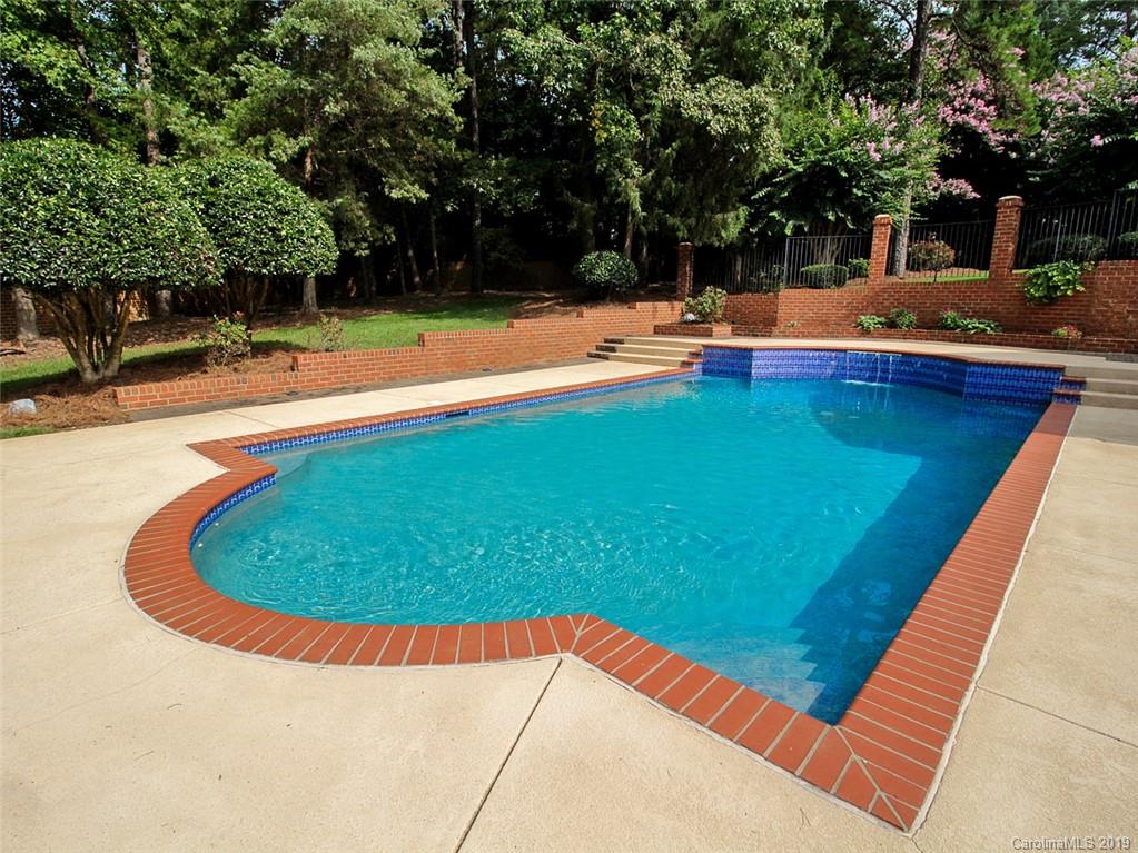 4838 Nora's Path Road Charlotte, NC 28226 - Photo 9 of 43