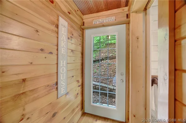 $378,000 | 30975 Dry Branch Road, Rocky Mount, MO 65072