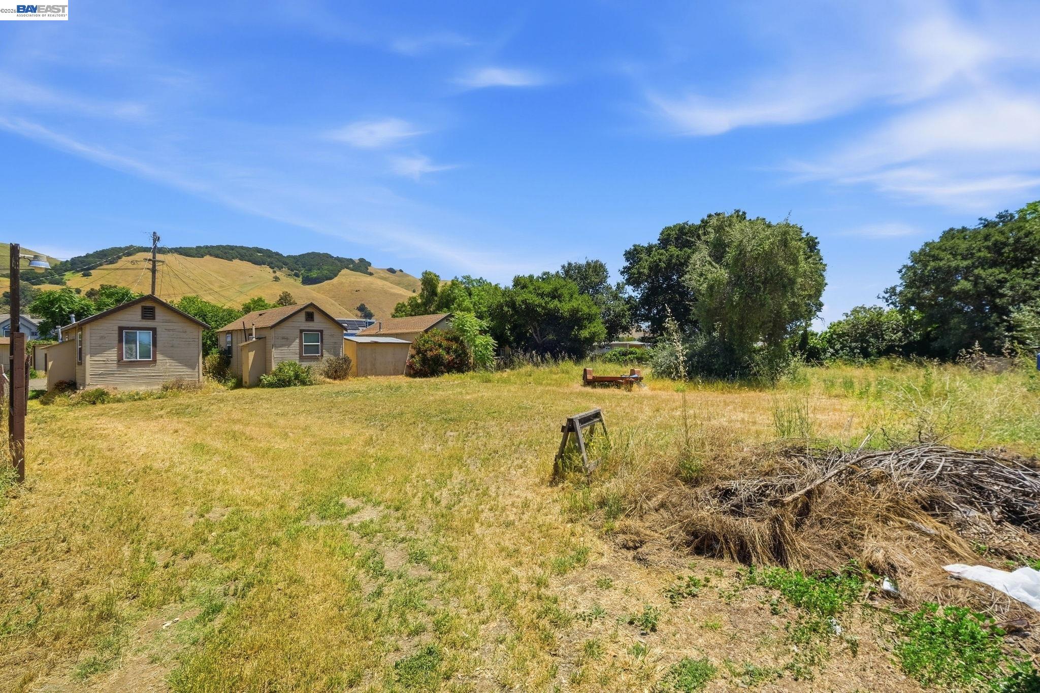 585 Old Canyon Road Fremont, CA 94536 - Photo 16 of 45
