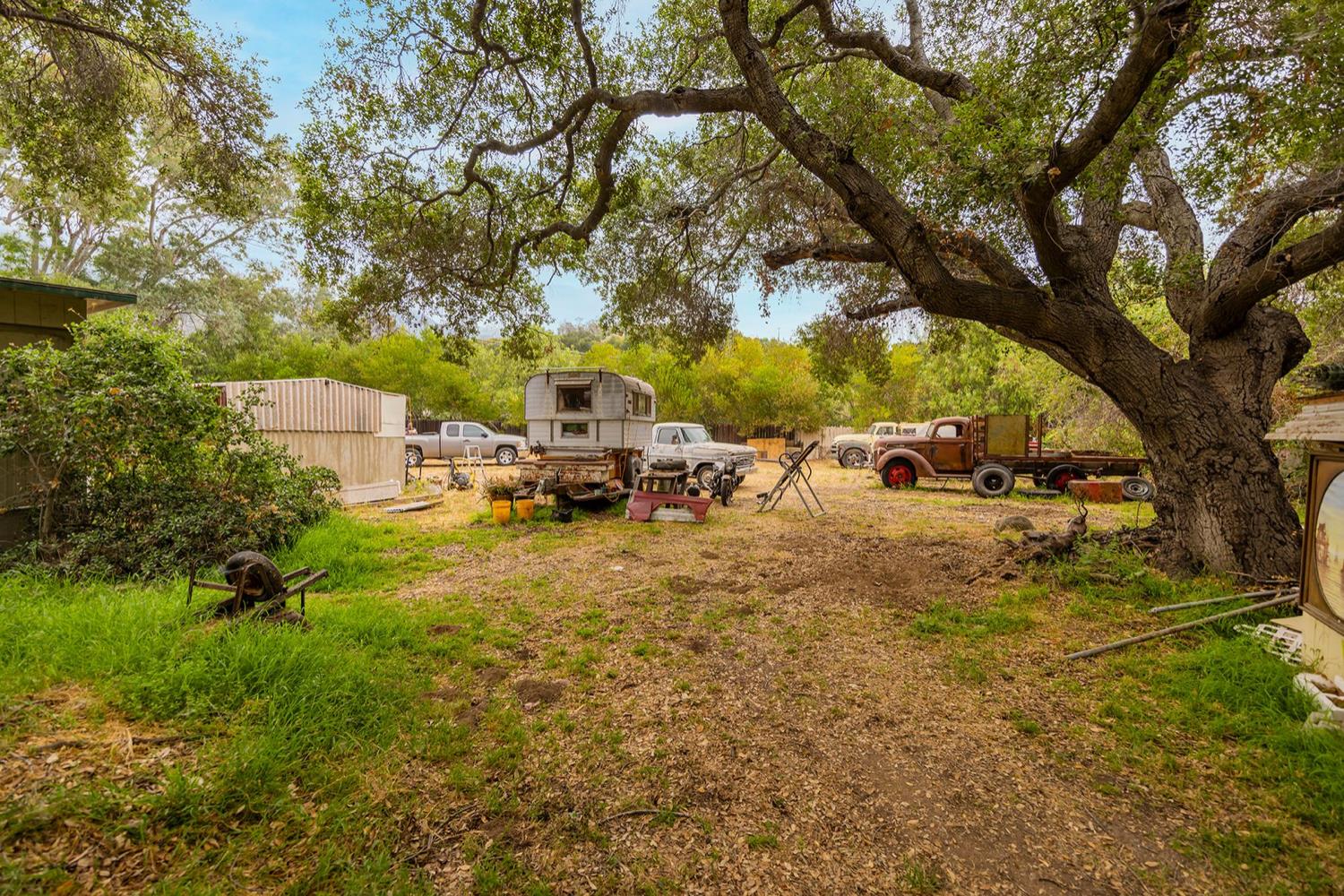 982 Oso Road Ojai, CA 93023 - Photo 6 of 21 a view of yard with patio