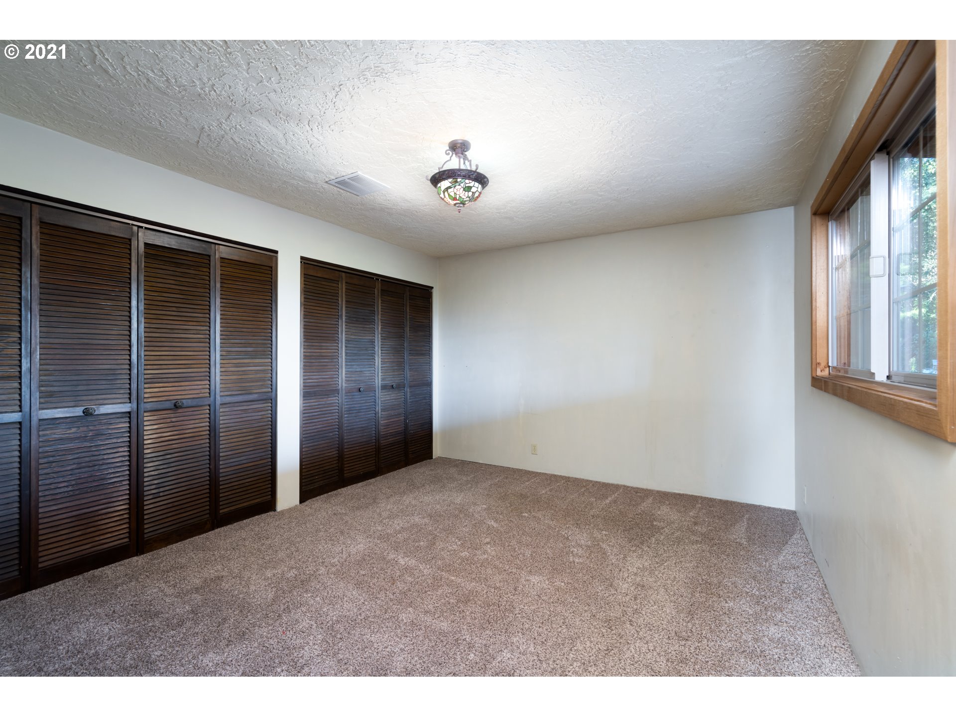 3456 North Bank Road Roseburg, OR 97470 - Photo 13 of 30 Gallery Image 13