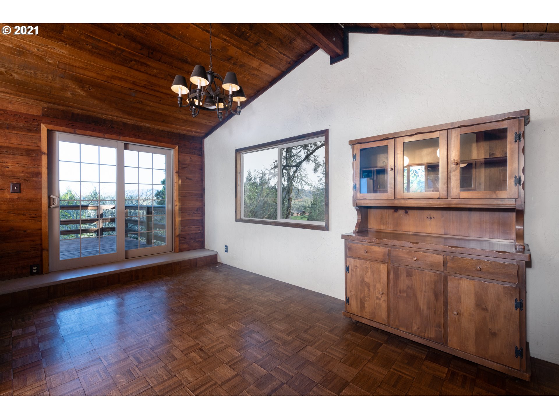 3456 North Bank Road Roseburg, OR 97470 - Photo 10 of 30 Gallery Image 10